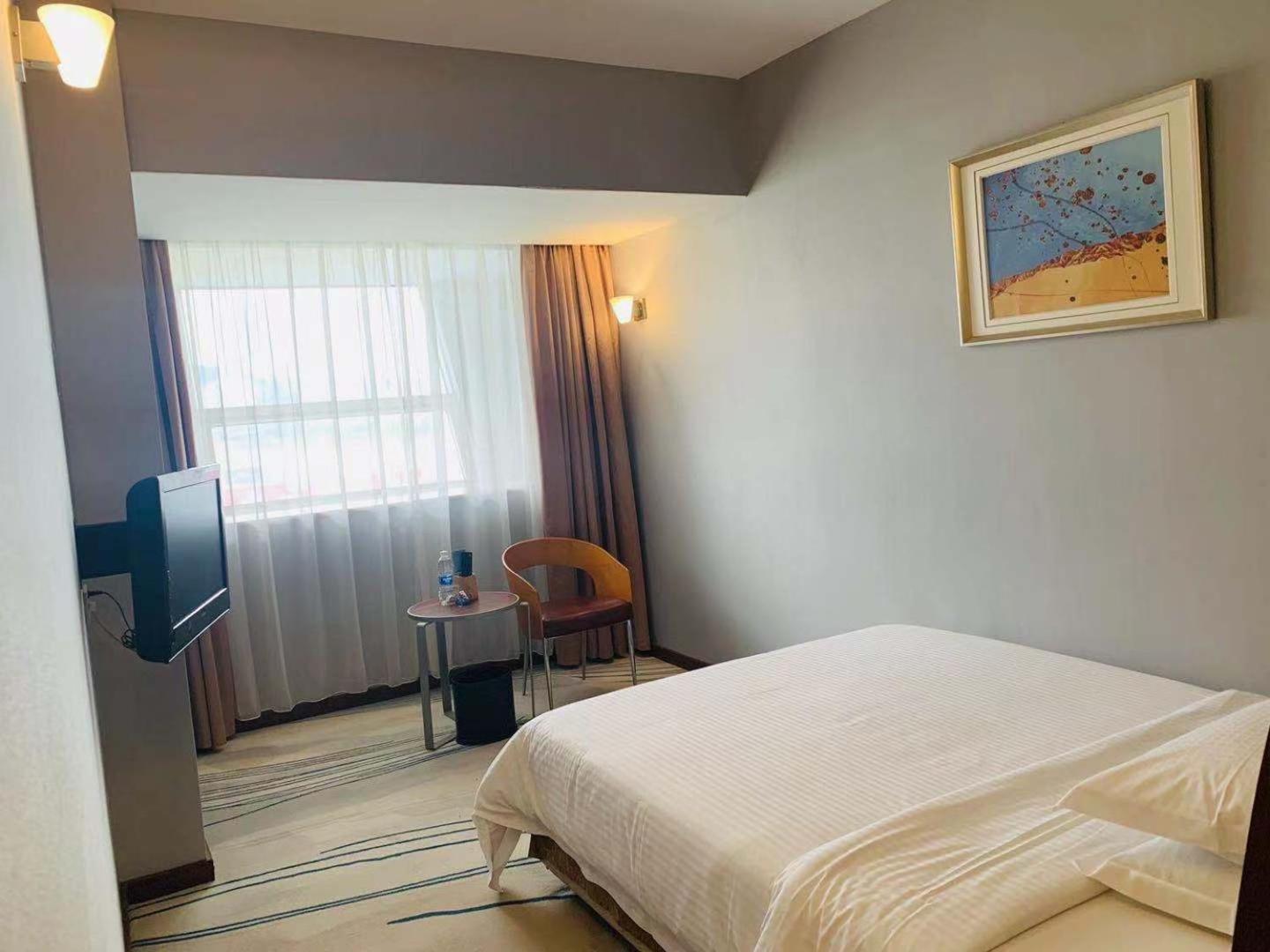 Days Inn Guangzhou Exterior photo